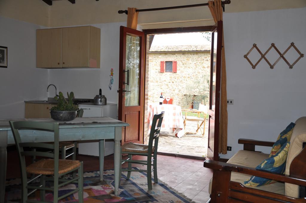 Castello Di Selvole (Adults Only) Guest House Vagliagli Bagian luar foto